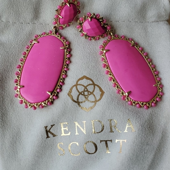 Kendra Scott Jewelry - Kendra sooooo pretty Parsons